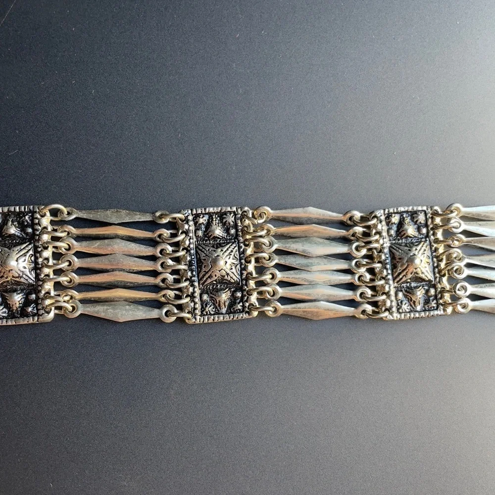 Vintage this bracelet